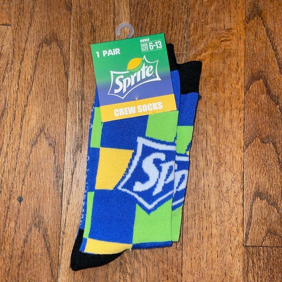 •COCA-COLA•NWT SPRITE NOVELTY GRAPHIC LOGO CREW SOCKS SIZE 6-13 - Picture 4 of 8